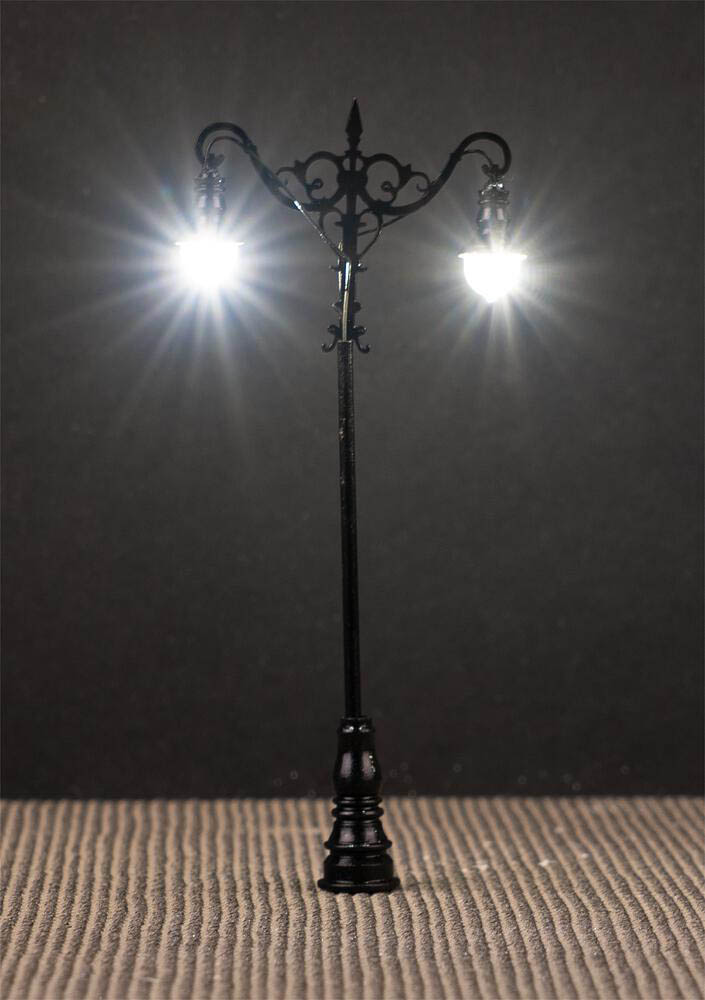 055-180206 - H0 - LED-Laterne, Kugel-Hängeleuchten